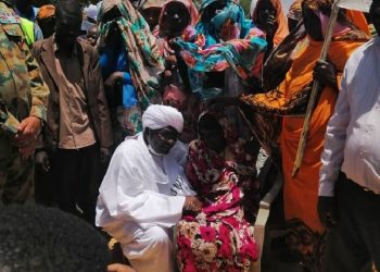 التعايشي يتفقد أسرة الشهيد بولاد بجنوب دارفور