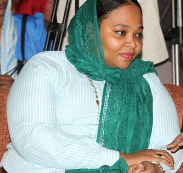 اللجنة الفنية للطوارئ الصحية تصدر بياناً مهماً حول إصابة “ولاء البوشي” بكورونا