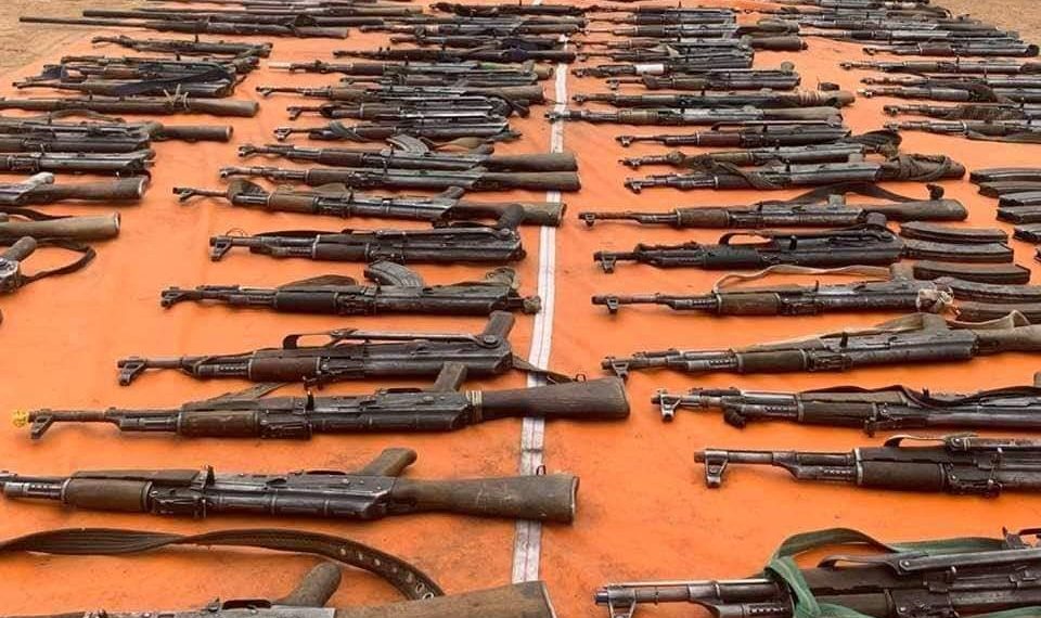 القوة المشتركة بجنوب دارفور تضبط أسلحة ومواتر وتلاحق عدد من المتفلتين