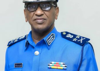 وزير الداخلية يقف على ترتيبات حماية المدنيين والنازحين بدارفور