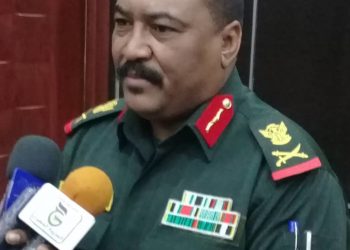 صبير : القوات النظامية هى خط الدفاع الأول لاستقرار الولاية