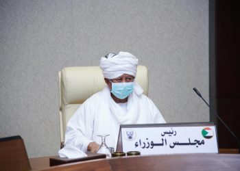 حمدوك يُشيد بجهود الولاة في ادارة وتسيير العمل بالولايات