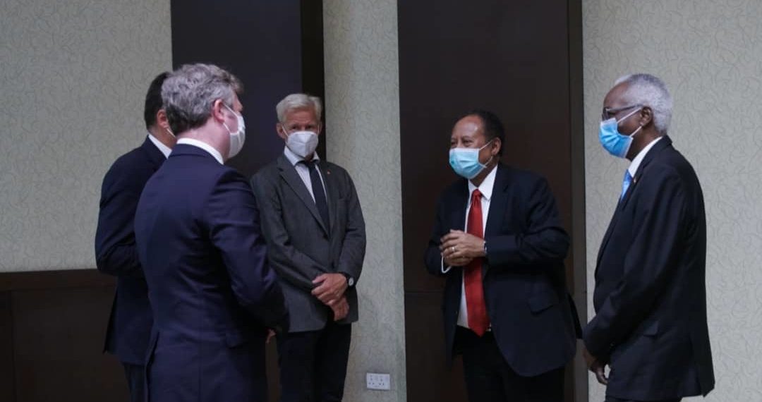 حمدوك يؤكد حرص السودان على تعزيز التعاون مع الإتحاد الأوروبي