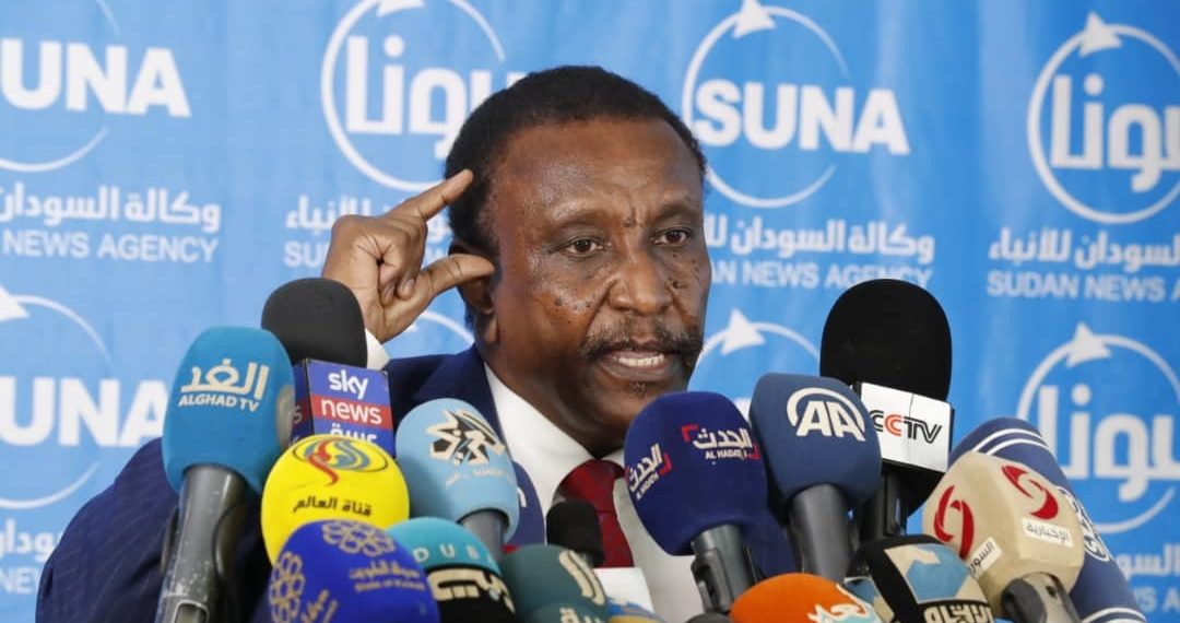 عرمان : السلام من فرائض الثورة ومطلب الشعب