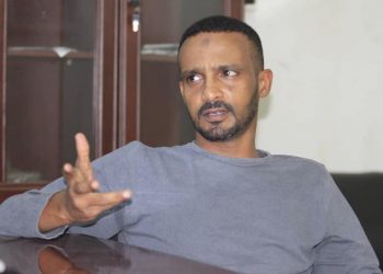 هيثم مصطفى : بشرتمونا بالعدالة وقلتم سيصرخون وأول من صرخ المواطن و البلد تحتاج من يغير على أرضها فقط لا من يستنجد بالأمم المتحدة