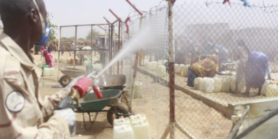 مراقبون يمتدحون جهود الدعم السريع في مساعدة مخيمات النازحين