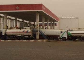 توقف استيراد الجازولين لشهرين لعدم توفير المالية للمبالغ المطلوبة