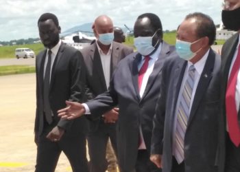 رئيس الوزراء حمدوك يصل الى جوبا لحضور التوقيع على اتفاق السلام