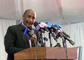 البرهان يؤكد أن السلام ظل يشكل المسعى الأهم في ترتيبات ومهام الفترة الانتقالية