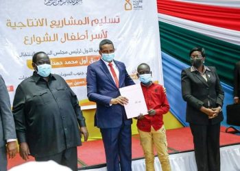 منظمة لمساعدة المشردين.. حميدتي  يد تعمل في الشأن الإجتماعي بإخلاص