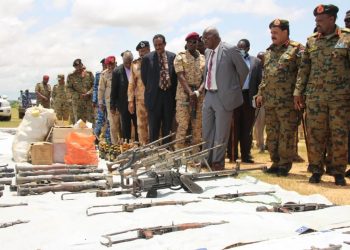 بحث تنفيذ خطة جمع السلاح بولاية غرب دارفور