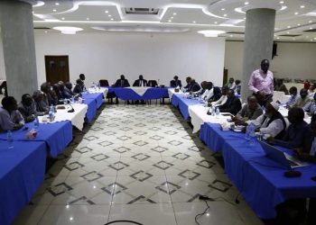 اللجان المشتركة بين الحكومة والأطراف الموقعة على إتفاق السلام تبدأ مناقشة بنود مصفوفة تنفيذ إتفاق السلام