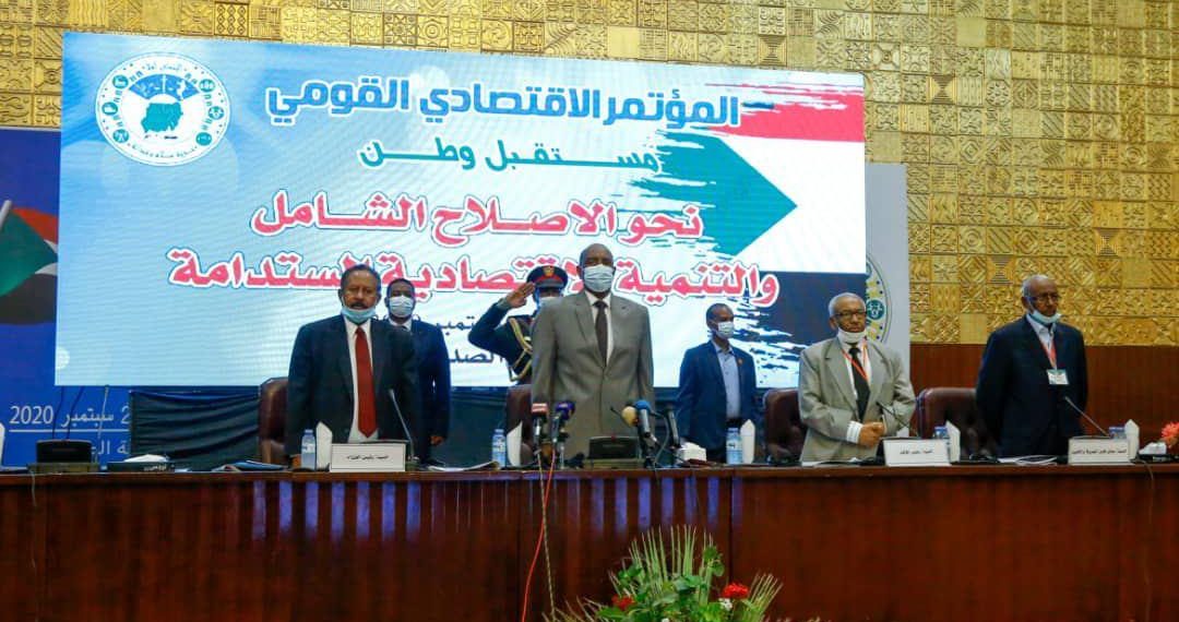 البرهان : الاقتصاد السوداني يعاني من تدهور بلغ ذروته حالياً وتحمل المواطن السوداني ما لا طاقة له به”.