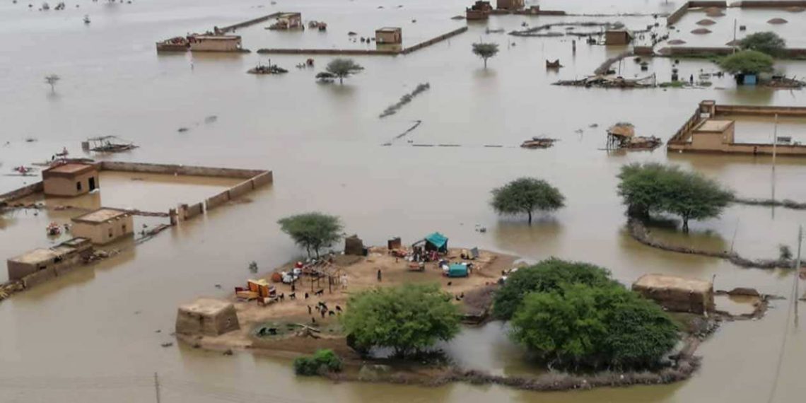 (400)الف طفل مهددون بالاصابة بالامراض ونقص الغذاء ويحمل الحكومة مسؤولية انتشار الامراض