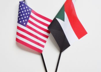 خبير سياسي : مع اقتراب التوقيع النهائي للسلام الولايات المتحدة تتحرك للحفاظ على نفوذها في السودان