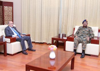 الفريق مهندس إبراهيم جابر يلتقي الممثل الخاص للإتحاد الإفريقي بالسودان
