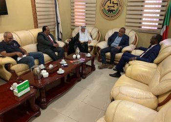 السفير السعودي يزور مقر اتحاد اصحاب العمل السوداني  لبحث التعاون الاقتصادي بين السودان والسعودية