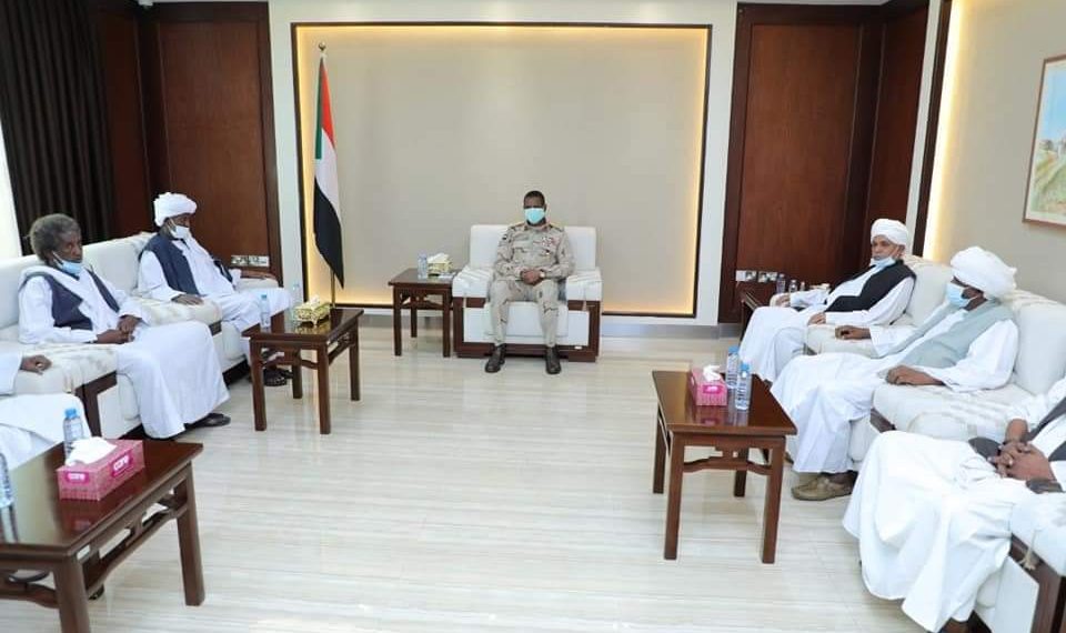 حميدتي يلتقي المجلس الأعلى لنظارات قبائل البجا والعموديات المستقلة