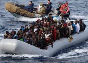 قتلى أفارقة بغرق مركب هجرة قبالة تونس