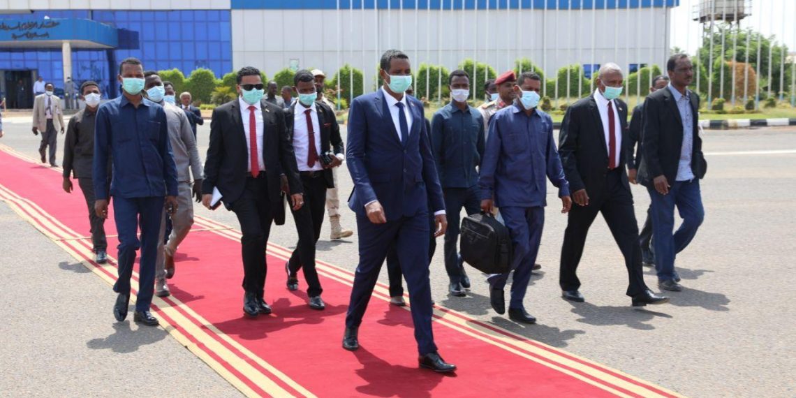 حميدتي يتوجه إلى جوبا يرافقه عدد من الوزراء