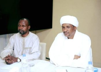 الهادي إدريس : نحن على أعتاب سلام شامل ونتطلّع لانضمام بقية الأطراف