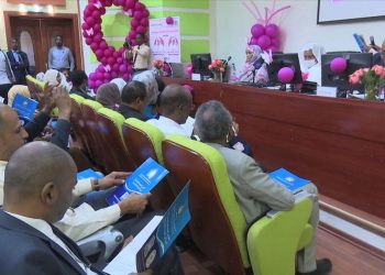 الأستاذة عائشة موسي تؤكد حرص وإهتمام الدولة بمرضى سرطان الثدي