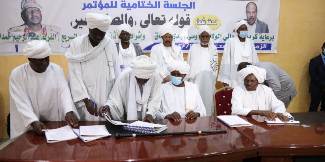 والي جنوب دارفور يشيد بحميدتي ويتعهد برعاية الصلح بين قبيلتي الفلاتة والمساليت