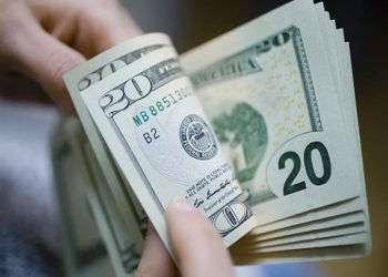 صعود جديد للدولار وصل لـ(246) جنيهاً بالسوق الموازي