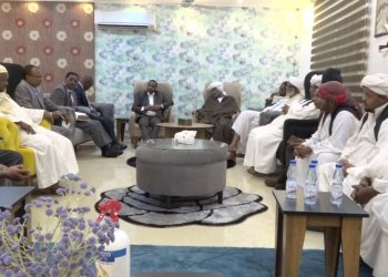 وفد للجبهة الثورية بقيادة عرمان يلتقي شيخ خلاوى همشكوريب