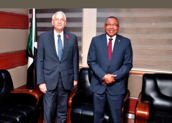 عمر قمر الدين يلتقي المبعوث الأمريكي دونالد بوث ويبحثان البموضوعات المشتركة