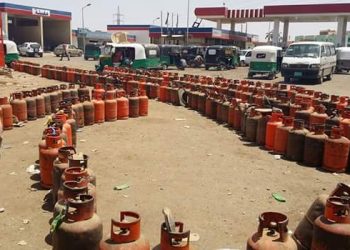 زيادات جديدة على غاز المخابز لـ(4)آلاف جنيه للتر