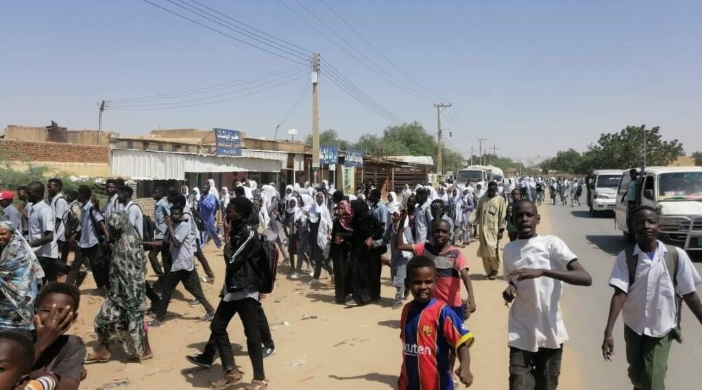 تظاهرات بشمال وغرب السودان للتنديد بانعدام الخبز والوقود