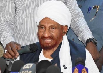 وفاة زعيم الأنصار و رئيس حزب الأمة الإمام الصادق المهدي.