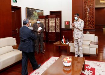 حميدتي يطلع على نتائج مناقشات الورشةغير الرسمية  بشأن علاقة الدين بالدولة