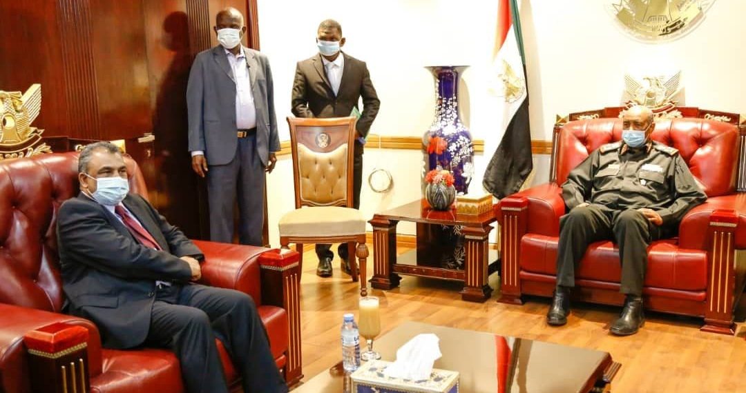 البرهان يطلع على نتائج الورشة غير الرسمية التي إنعقدت بجوبا حول علاقة الدين والدولة