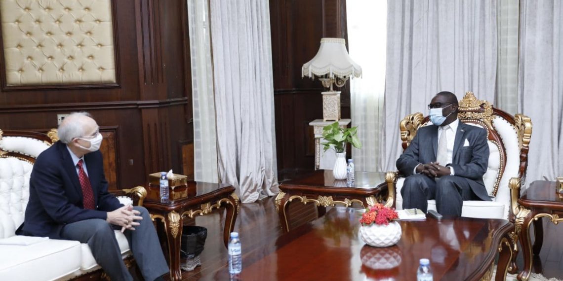 التعايشي يلتقي المبعوث الأمريكي للسودان دونالد بوث