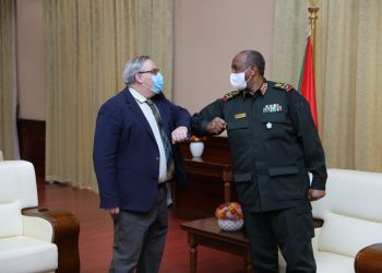 البرهان يلتقي المبعوث البريطاني