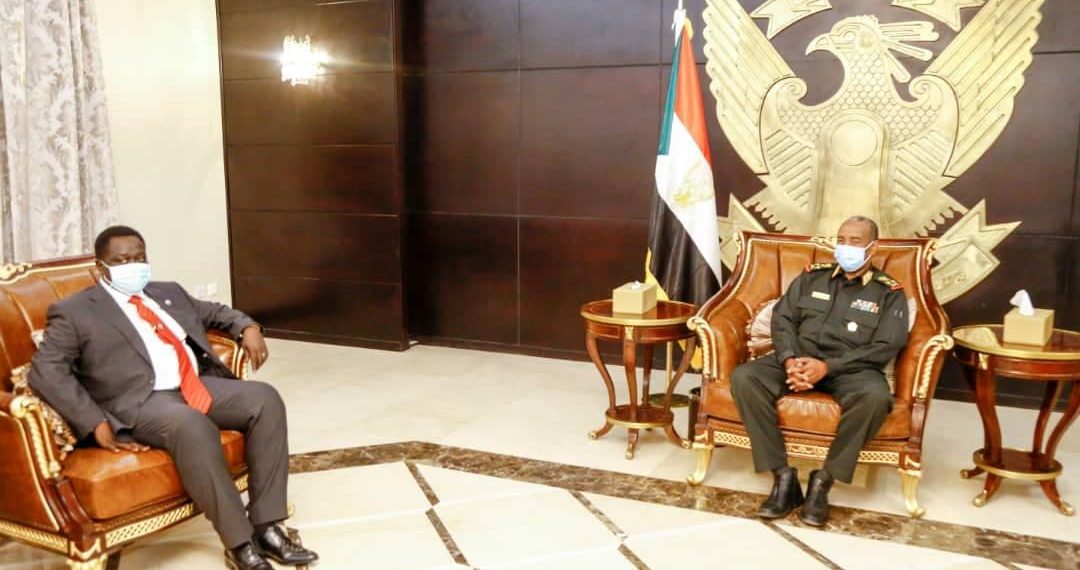 البرهان يلتقي نائب رئيس جمهورية جنوب السودان