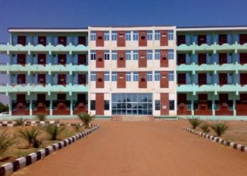 اللجنة التسييرية لطلاب كلية الطب يصدرون بيان يدين ويستنكر ما حدث لطالبات الدفعة ٢٧