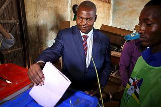 رغم تهديدات الجماعات المسلحة .. انطلاق الانتخابات الرئاسية والتشريعية في افريقيا الوسطى