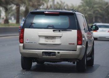 الكشف عن معلومات مثيرة عن العربات بدون لوحات بالخرطوم