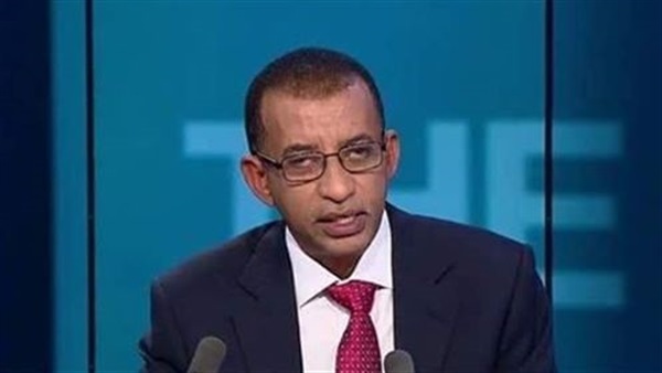 الدقير : سوء الإدارة سبب أزمات البلاد