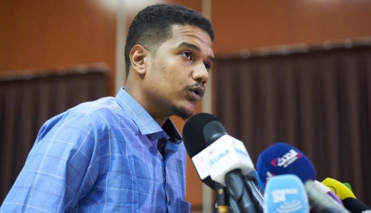 الأصم يهاجم القوى السياسية ويدعوا لابعادهم من الصراع داخل لجان المقاومة