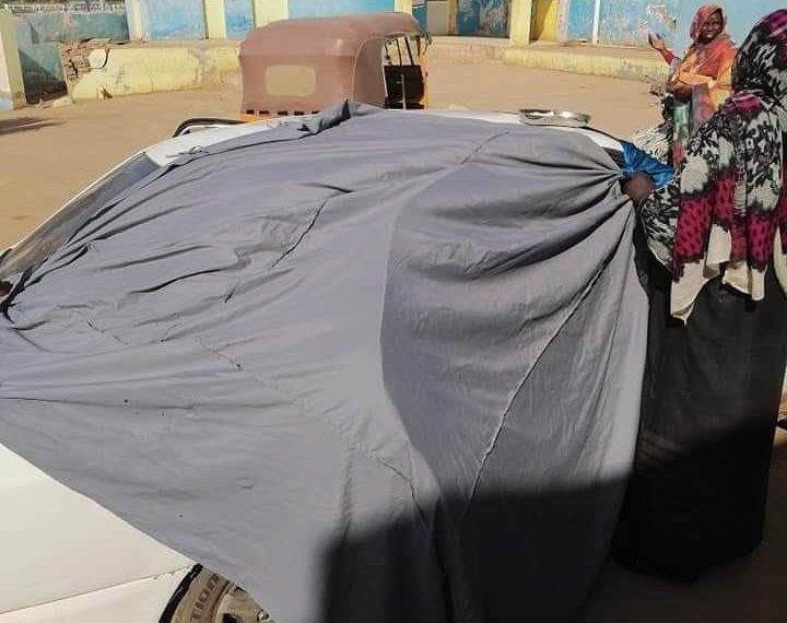 مشهد مأساوي (ولادة أم) داخل سيارة أمام مستشفى كوستي نتيجة إضراب الأطباء