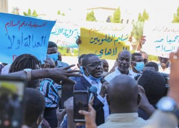 التعايشي: حكومة الفترة الإنتقالية تتحمل كامل المسؤولية تجاة حماية المدنيين ويدعو لجمع السلاح