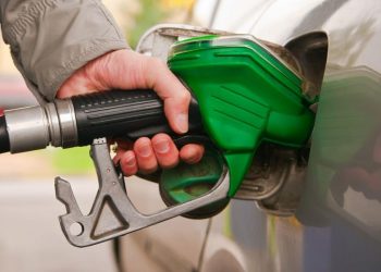 عاجل : قرار بوقف بيع الوقود التجاري وتوحيد سعر البيع وتوقف المصفاة غدا