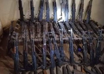 الإحباط دخول”36″ بندقية كلاشنكوف في طريقها للخرطوم