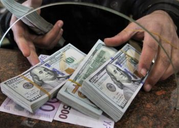 أسعار العملات الأجنبية تعاود الارتفاع والدولار يقترب من 280 جنيها