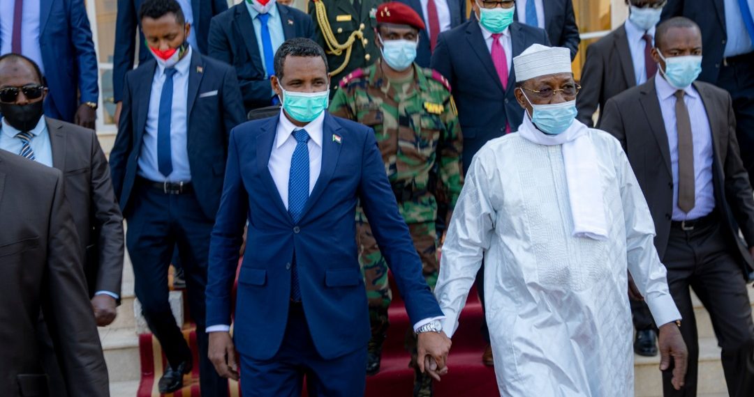 حميدتي يعود للبلاد بعد زيارة إلى تشاد ووزير الخارجية يكشف مخرجات الزيارة