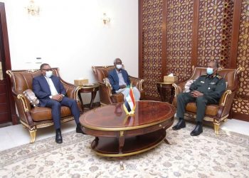 البرهان : يطلع علي تطورات مفاوضات سد النهضة